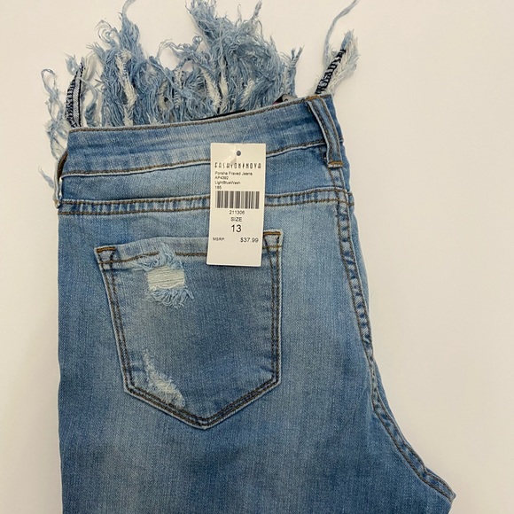 Fashion Nova fringe jeans - Picture 4 of 5
